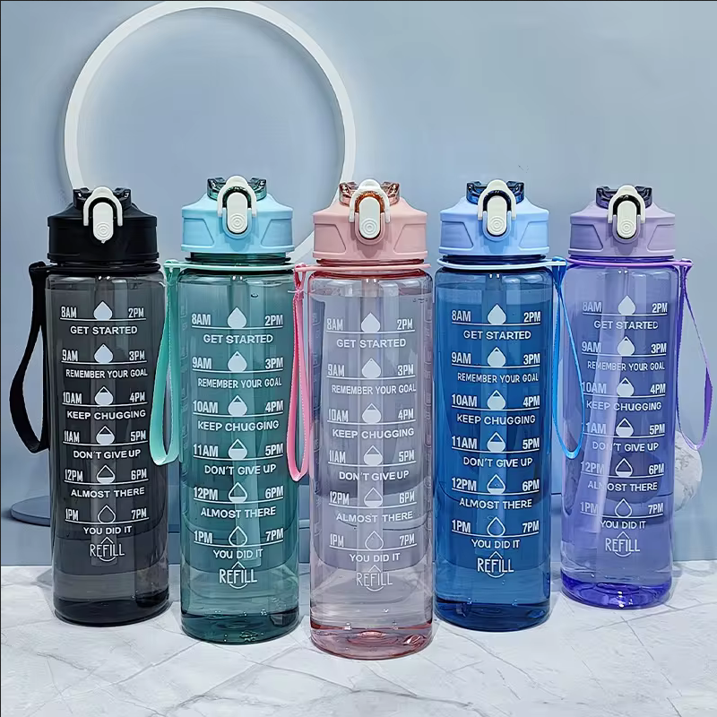 900ml Sports Bottle With Time  - Sports Equipment Types 评论和价格